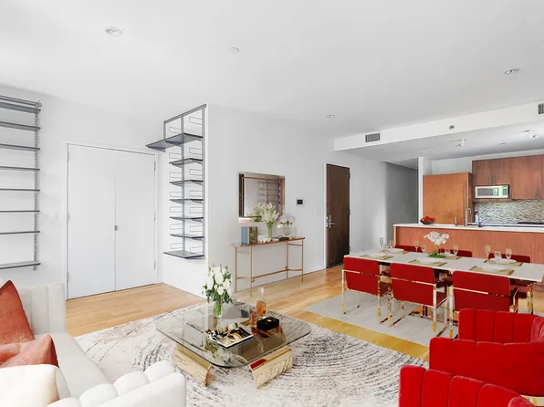 2605 Frederick Douglass Boulevard image 2 of 12