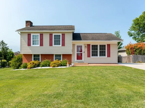162 Morningside Dr, Broadway, VA 22815