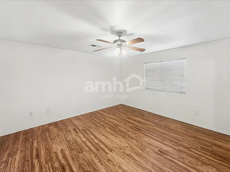 1310 S Red Rock St #A — Photo 9