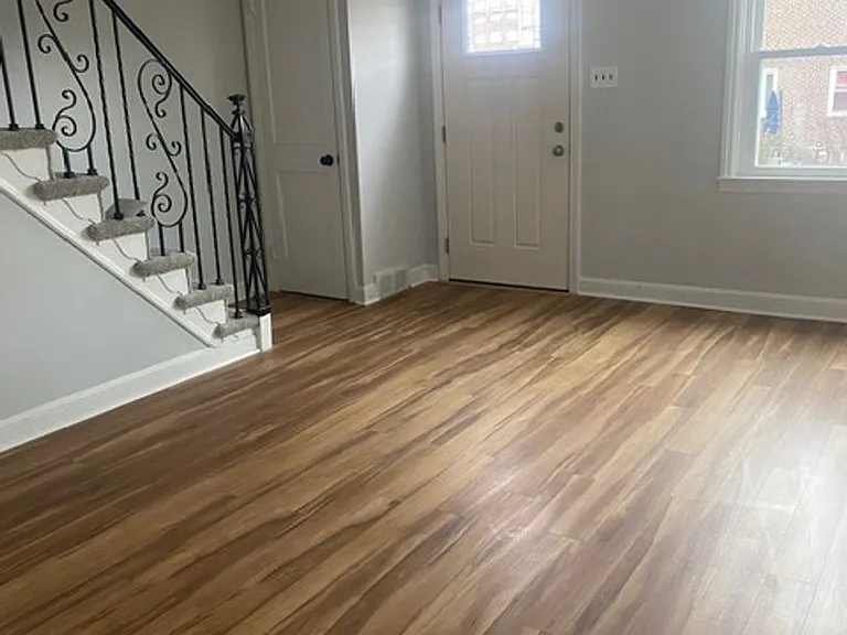 88 S Harwood Ave — Photo 2