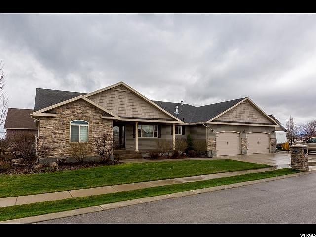 1st image of 694 Granny Smith Cir