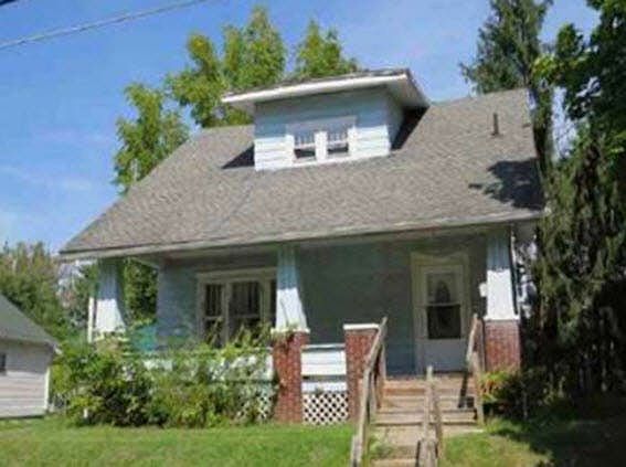 1st image of 96 Mendota St