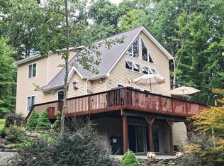 133 Circle Dr, Milford, PA 18337