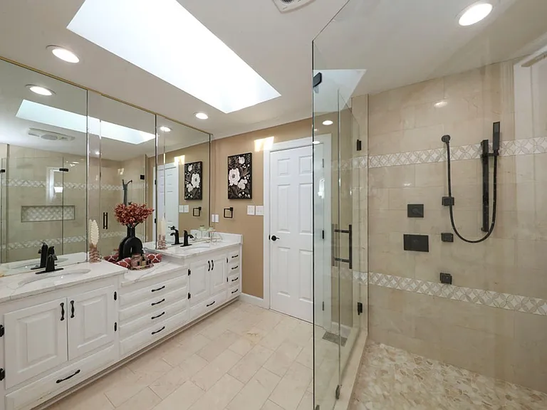 208 Fairfax Way — Photo 76
