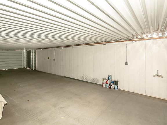 3rd image of 31836 Crows Nest Dr