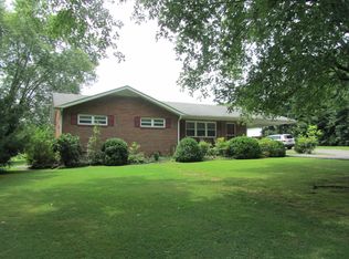 212 Matlock Ave, Athens, TN 37303