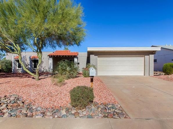 8826 E Altadena Ave