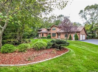 103 Weber Farm Rd, Norwich, CT 06360