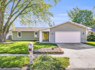 1048 Cambridge Dr, Rantoul, IL 61866