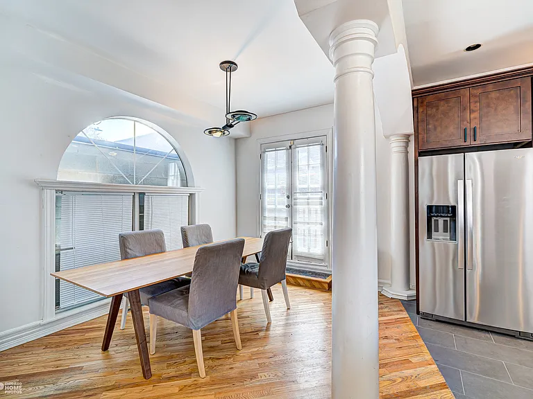 1517 W Irving Park Rd #CH — Photo 7