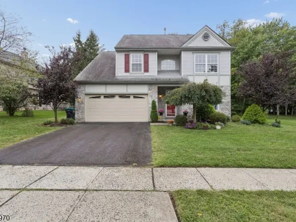 6 Harvard Cir, Montgomery Twp., NJ 08540