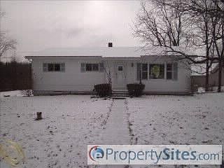 1st image of 104 Delevan St