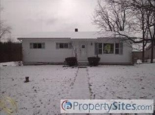 104 Delevan St, Auburn Hills, MI