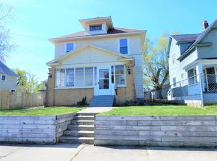 936 Temple St SE, Grand Rapids, MI