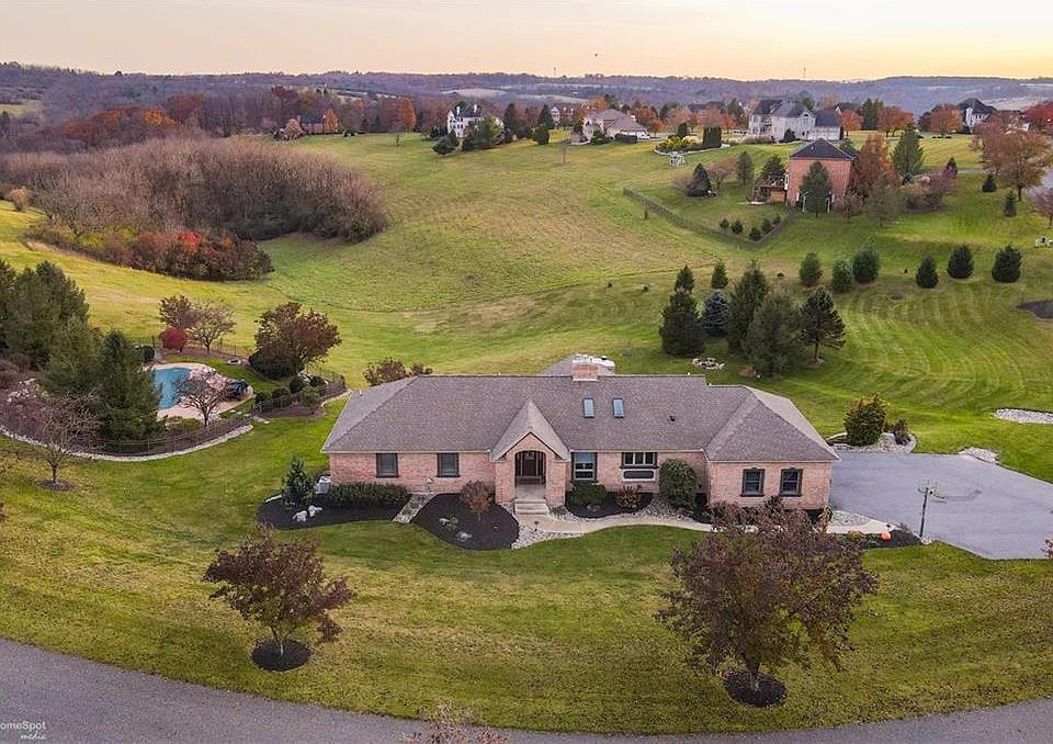 4165 E Wyndemere Cir, Schnecksville, PA 18078 Zillow