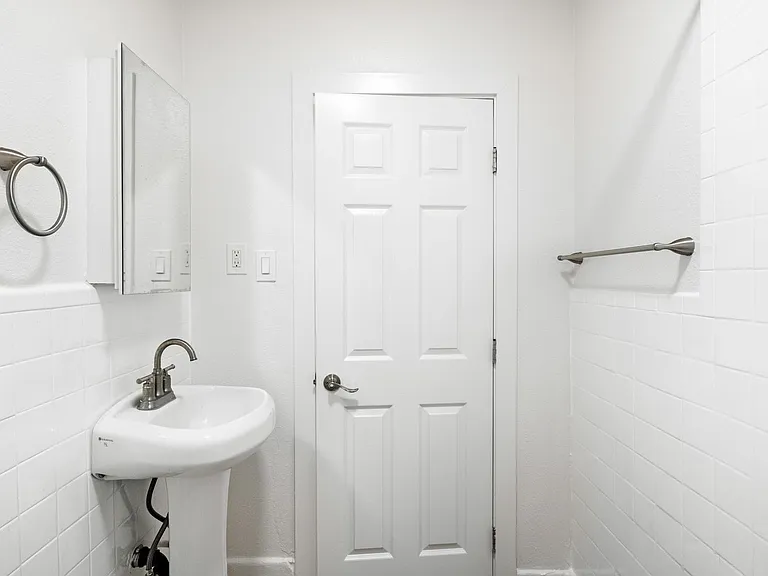 1234 N. Berendo — Photo 18