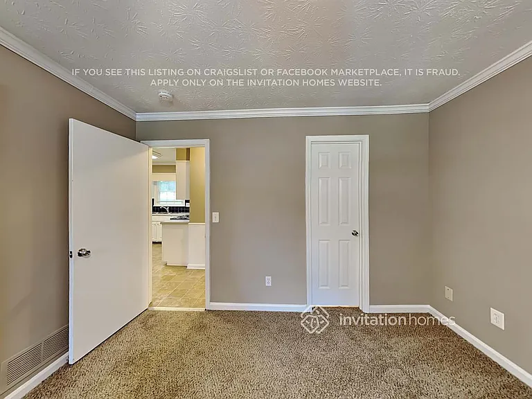 3215 Revere Cir — Photo 8