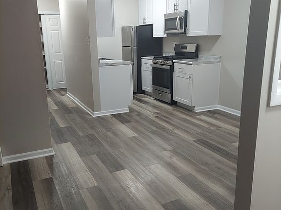 5th image of 860 Winesap Ct