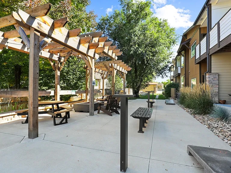 Copperleaf Place Apartments — Photo 12