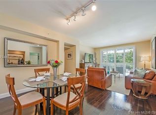 7350 SW 89th St APT 720S, Miami, FL 33156