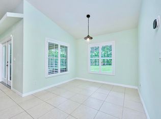 4705 Stephanie Ln SW, Vero Beach, FL 32968