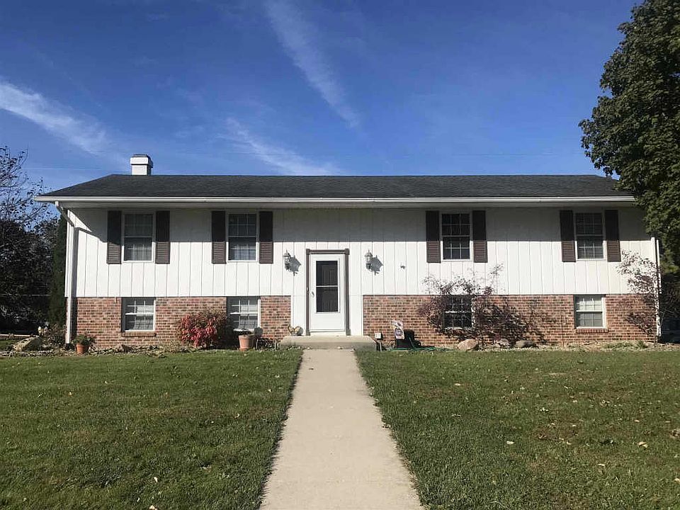 1st image of 1708 N Black Oak Ct