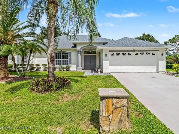 741 Pepper St NE, Palm Bay, FL 32907