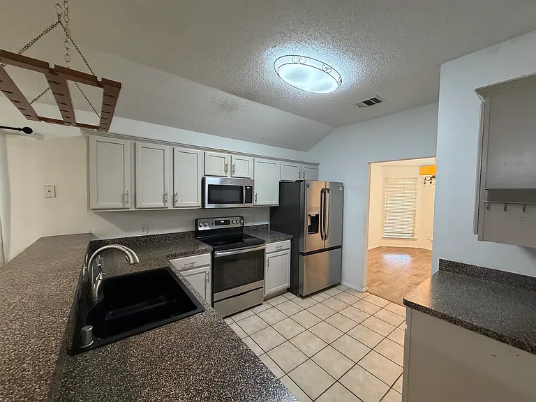 9837 Carter Dr — Photo 11