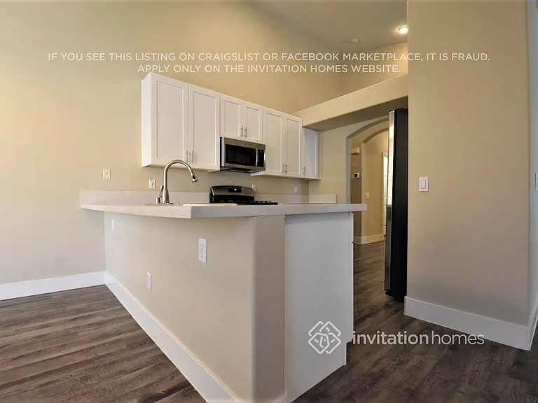 8008 Nestled Vista Ave — Photo 5