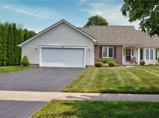 75 Dove Tree Ln, Rochester, NY 14626