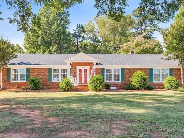 3176 Garden Rd, Burlington, NC 27215