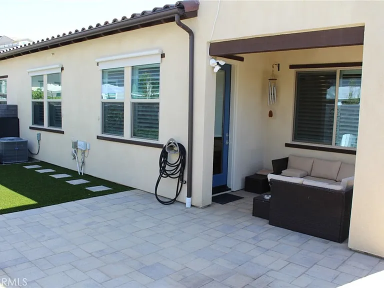 809 Sunrise Rd — Photo 16