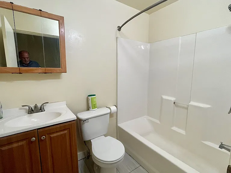 16845 Robey Dr — Photo 3