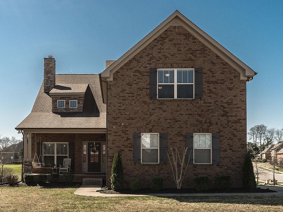 1st image of 325 Goodman Dr