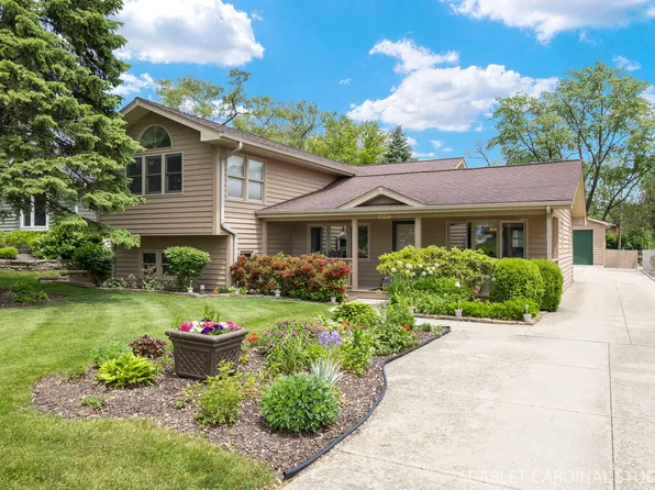 1045 S Grace St, Lombard, IL 60148