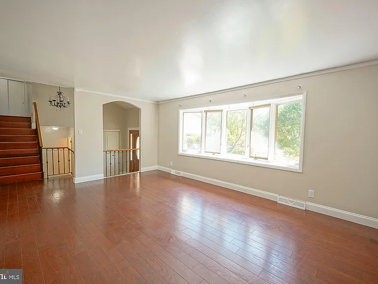 701 Crestbrook Ave — Photo 16