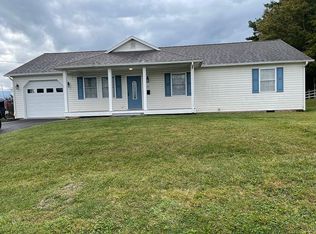 529 Grannys Rd, Pounding Mill, VA 24637