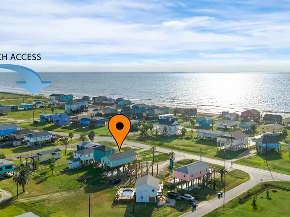 312 Surf Dr, Surfside Beach, TX 77541