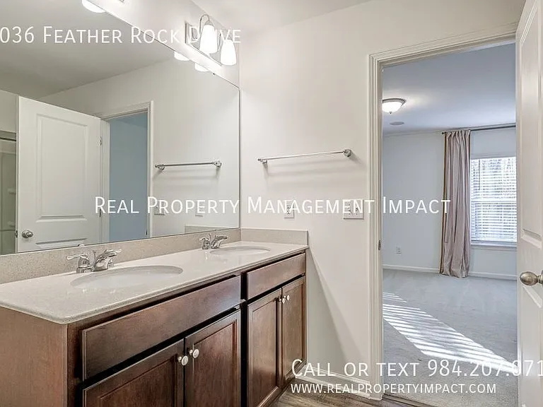 2036 Feather Rock Dr — Photo 30