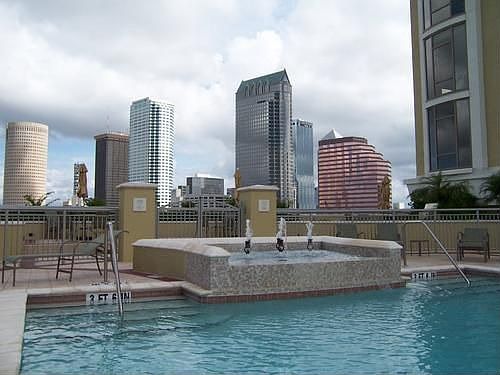 3rd image of 275 Bayshore Blvd Unit 407