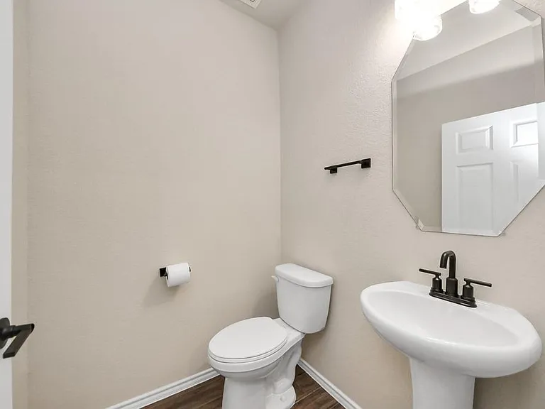 10325 Harmon Smith Dr — Photo 17
