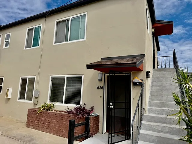 2 bed, 1000 sqft, $2,995 — Photo 1