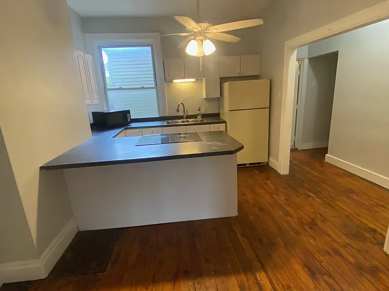 831 Collins Ave #1 — Photo 2