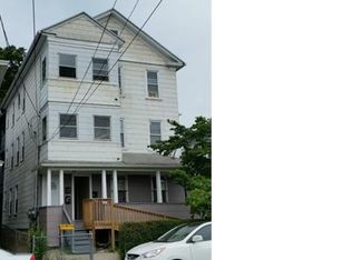 2076-2078 Seaview Ave, Bridgeport, CT 06610