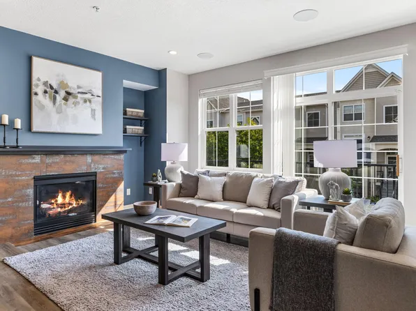 8117 Magnolia Ln N, Maple Grove, MN 55369