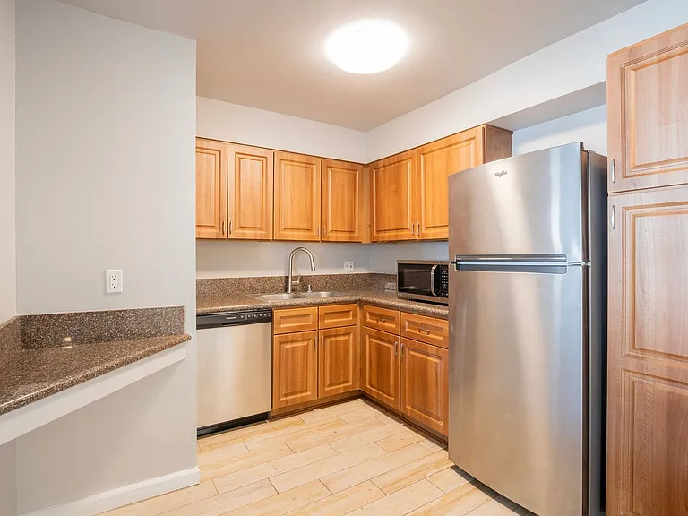 6740 Franklin Pl — Photo 12