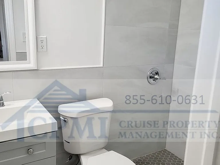 $995 Sec Dep Special With In Unit Laundry In Select Units In East Boca — Photo 19