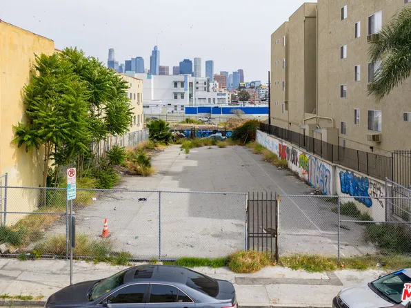 744 S Carondelet St, Los Angeles, CA 90057