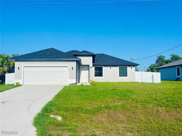 1069 N Hilton Cir, Labelle, FL 33935