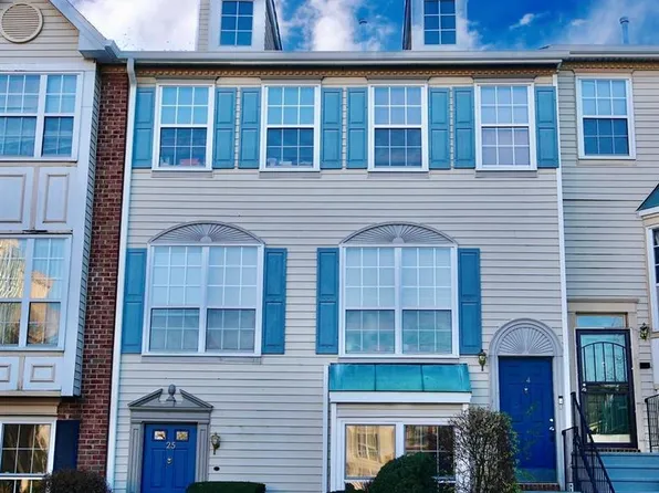 24 Howard Ct #603, Newark, NJ 07103